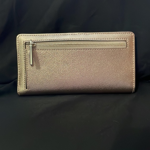 Kate spade large bifold wallet - Picture 2 of 3